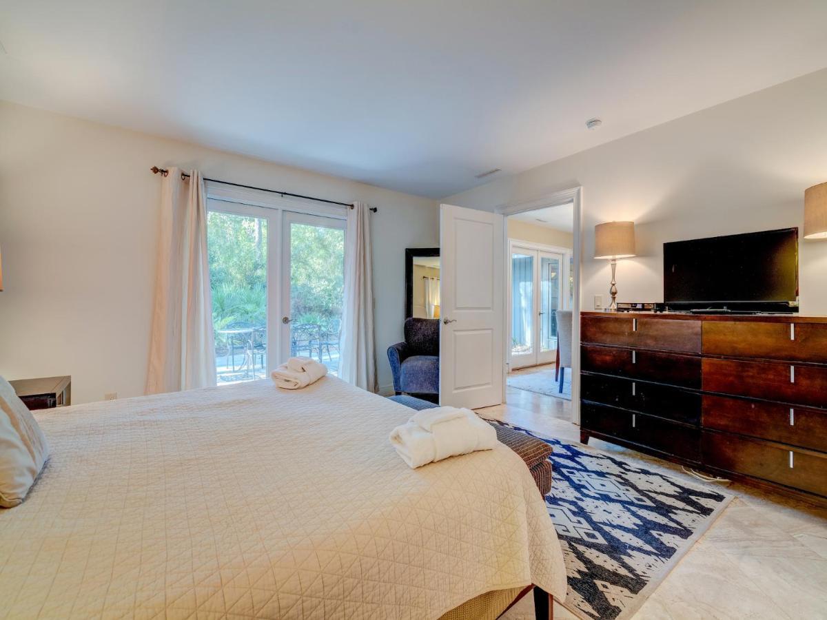 Jessamine 7, 3 Bedrooms, Walk To Beach, Sleeps 8 ヒルトンヘッドアイランド エクステリア 写真
