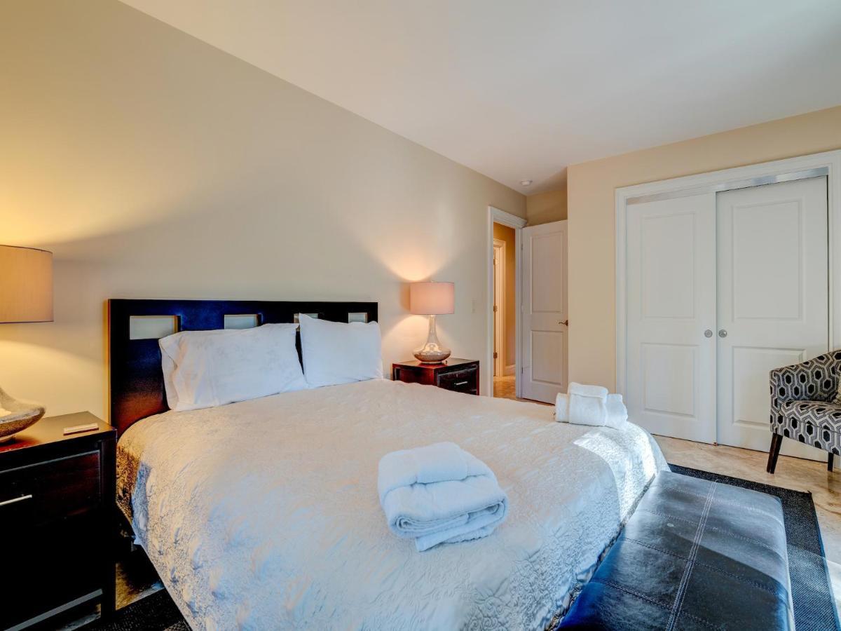 Jessamine 7, 3 Bedrooms, Walk To Beach, Sleeps 8 ヒルトンヘッドアイランド エクステリア 写真