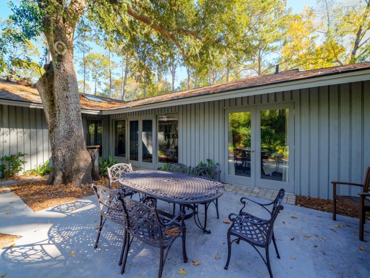 Jessamine 7, 3 Bedrooms, Walk To Beach, Sleeps 8 ヒルトンヘッドアイランド エクステリア 写真