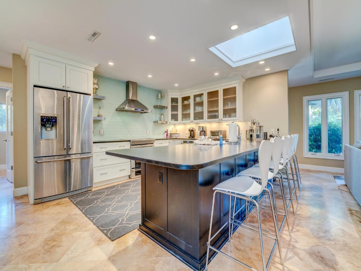 Jessamine 7, 3 Bedrooms, Walk To Beach, Sleeps 8 ヒルトンヘッドアイランド エクステリア 写真